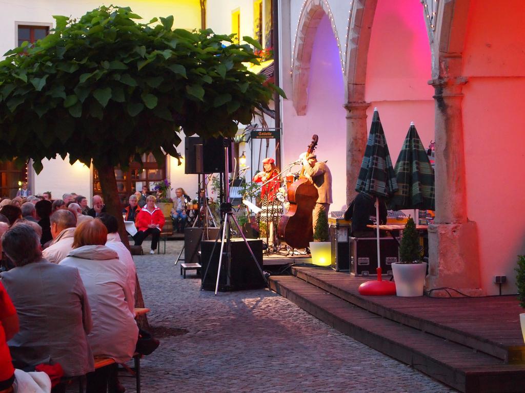 Hotel Brauhaus Wittenberg Buitenkant foto