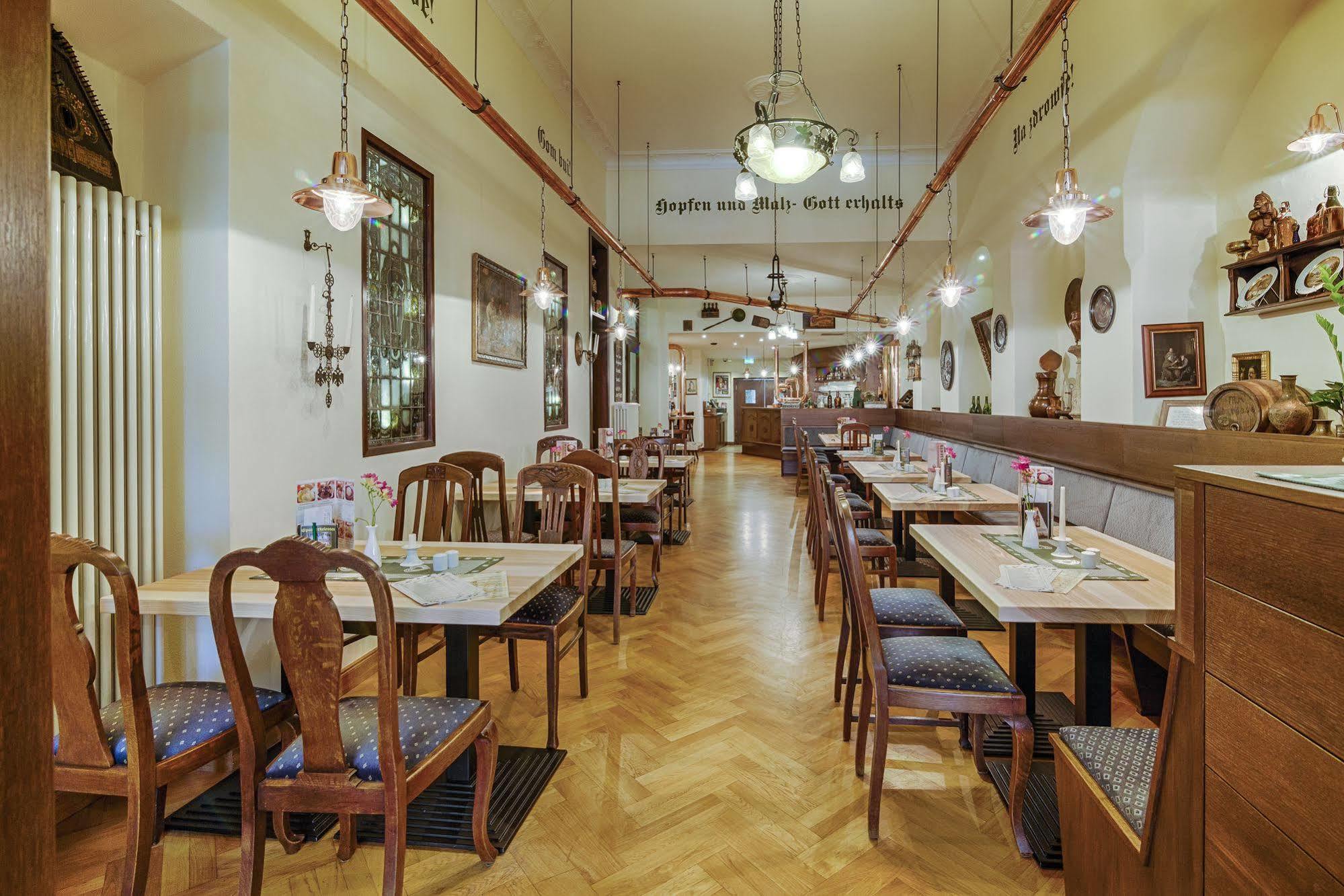 Hotel Brauhaus Wittenberg Buitenkant foto